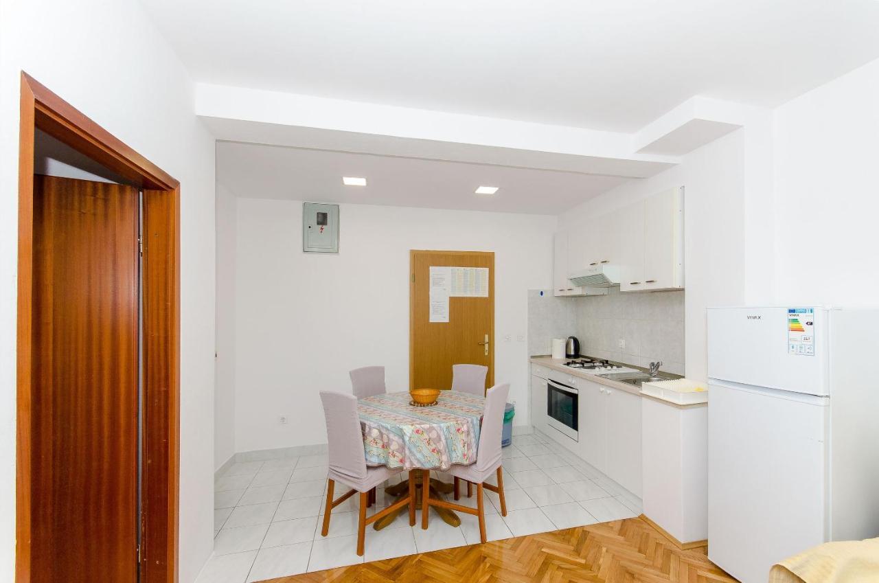 Apartments Marinko Makarska Ngoại thất bức ảnh